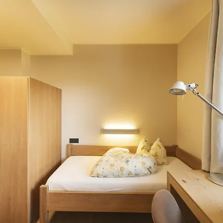Almhof Family Und Wellness 4* جيرلوس