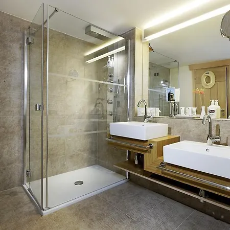 Almhof Family Und Wellness 4*