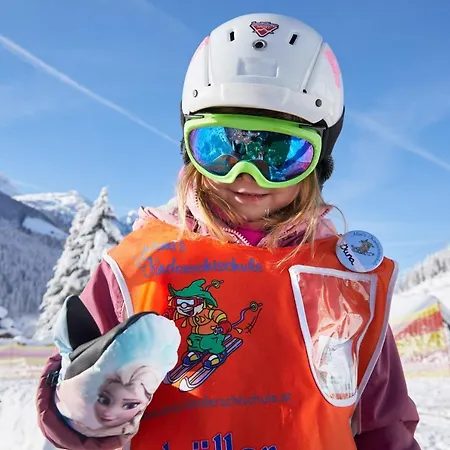 Almhof Family Und Wellness Hotell 4*